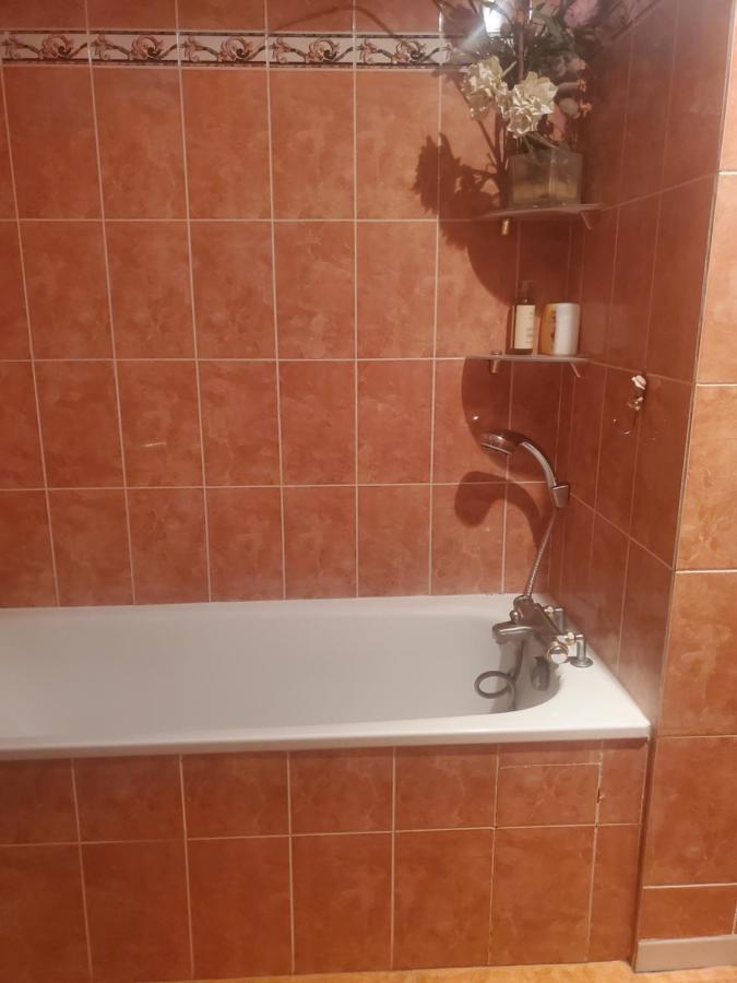Hello Disneyland Paris Биси Сен Жорж Екстериор снимка