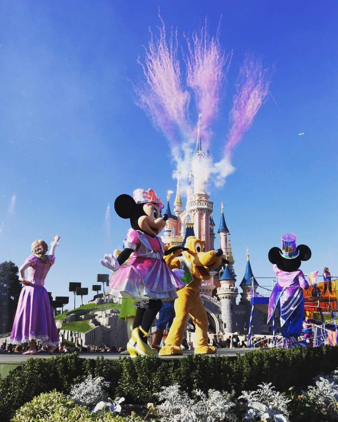 Hello Disneyland Paris Биси Сен Жорж Екстериор снимка
